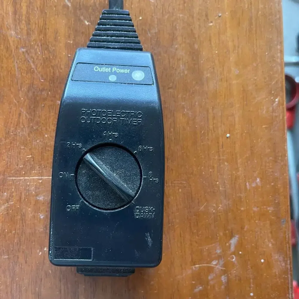 Woods Outdoor‎ Photoelectric Timer 2/4/6/8 Hour Countdown Dusk to Dawn Sensor